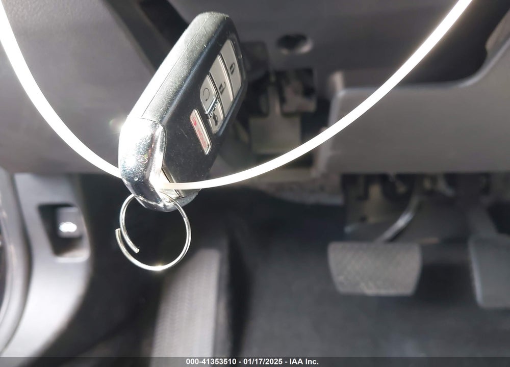 2018 HONDA CIVIC VIN: 2HGFC2F79JH569817