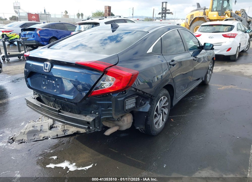 2018 HONDA CIVIC VIN: 2HGFC2F79JH569817