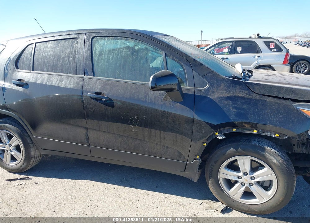 2021 CHEVROLET TRAX FWD LS VIN: KL7CJKSB7MB324848