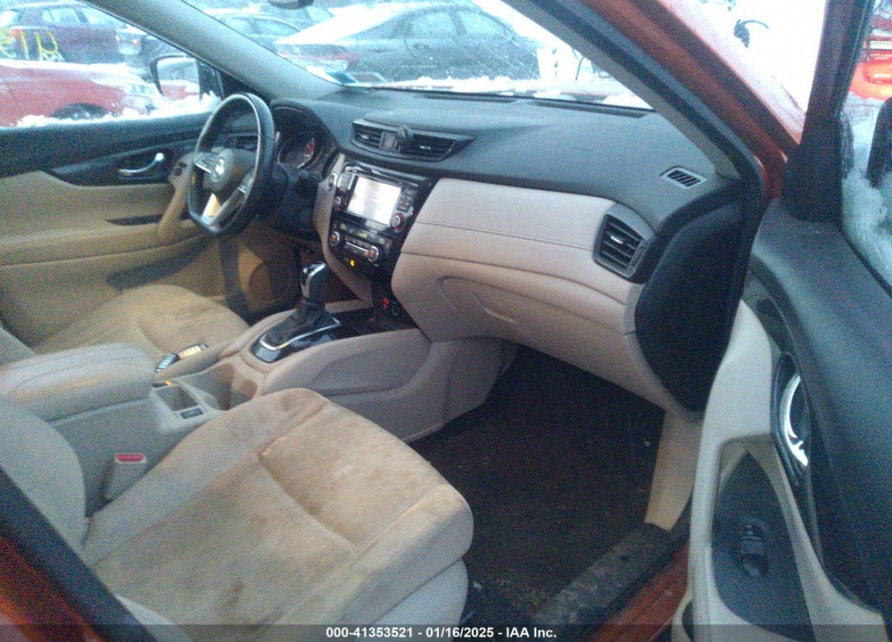 2017 NISSAN ROGUE SV VIN: JN8AT2MV6HW020408