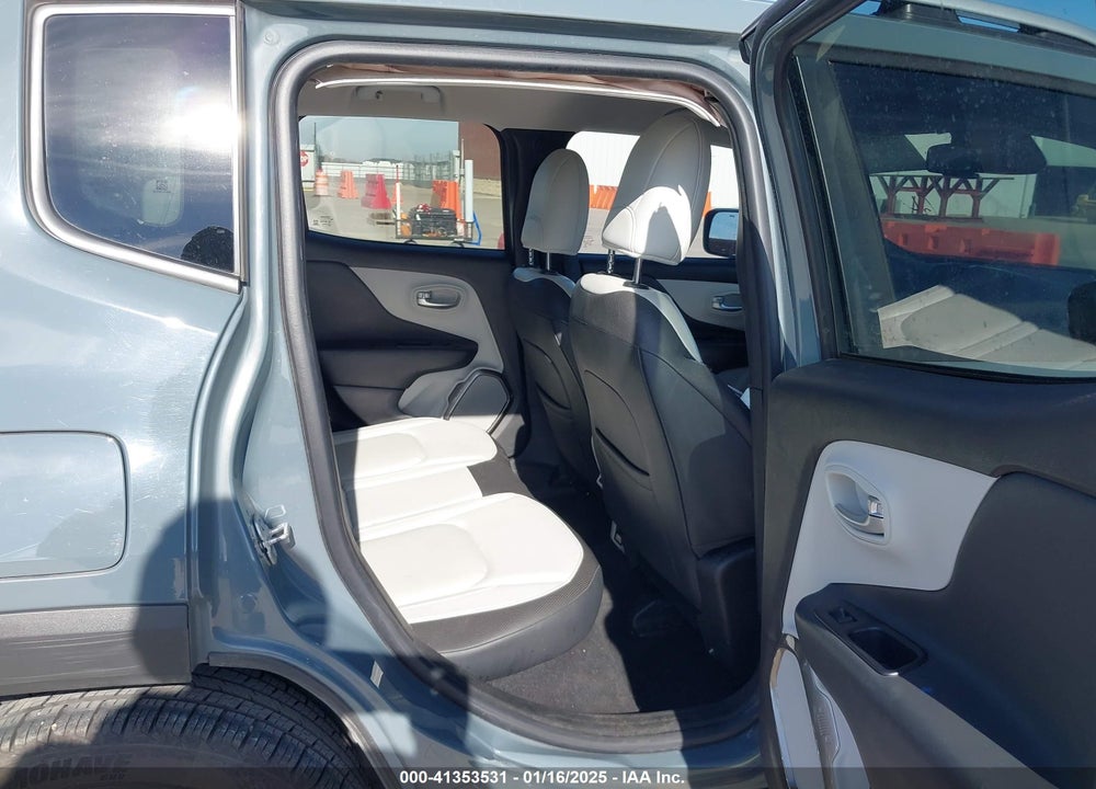 2018 JEEP RENEGADE LIMITED FWD VIN: ZACCJADB0JPH92528