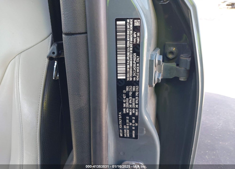 2018 JEEP RENEGADE LIMITED FWD VIN: ZACCJADB0JPH92528