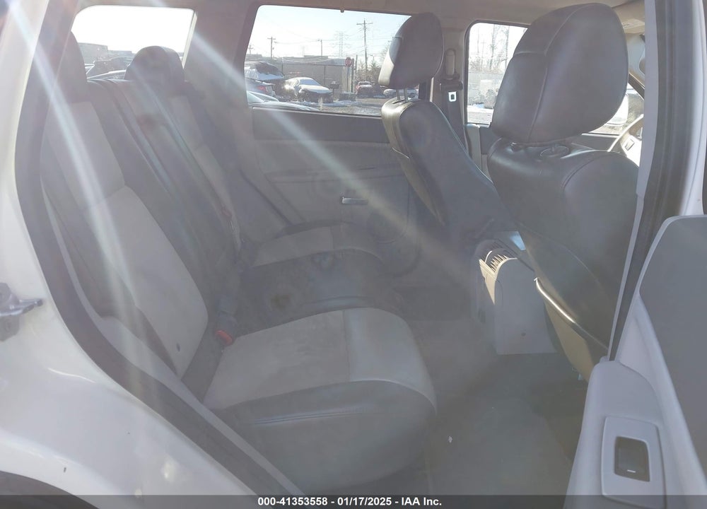 2010 JEEP GRAND CHEROKEE LIMITED VIN: 1J4RR5GT2AC126994