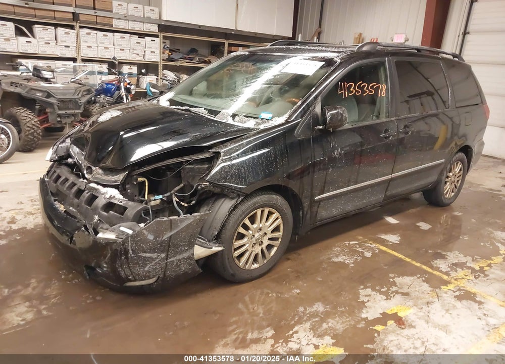 2008 TOYOTA SIENNA VIN: 5TDBK22C58S017116