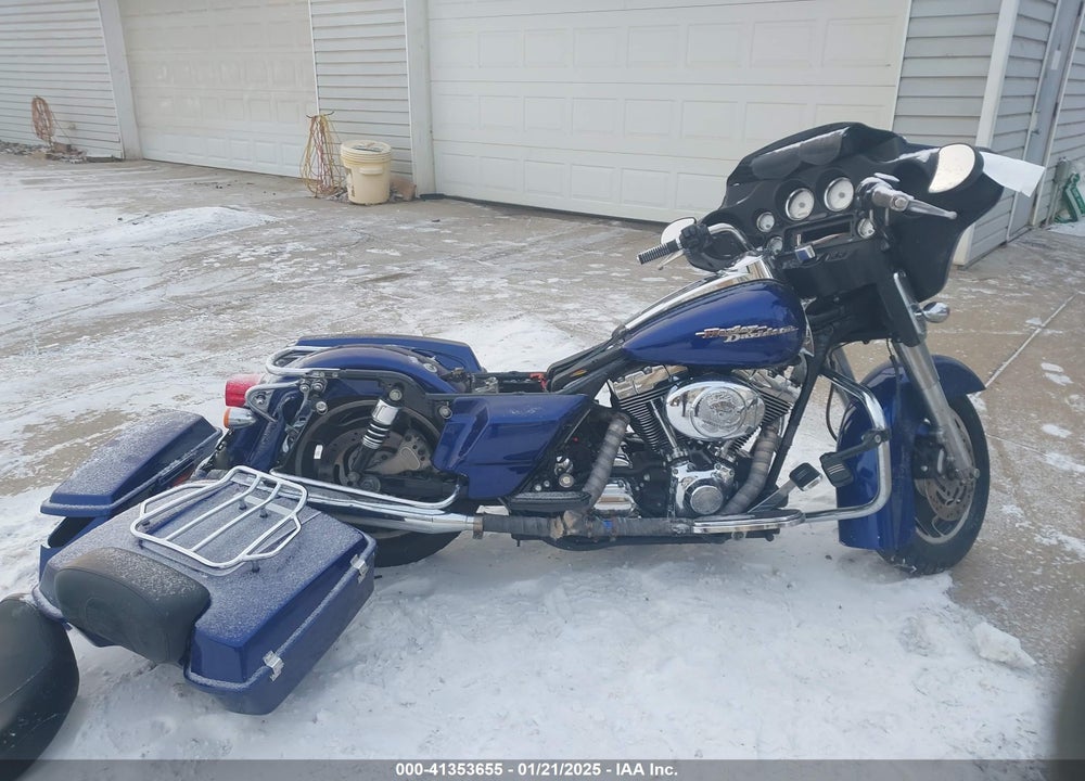 2006 HARLEY-DAVIDSON FLHXI VIN: 1HD1KBW196Y667426