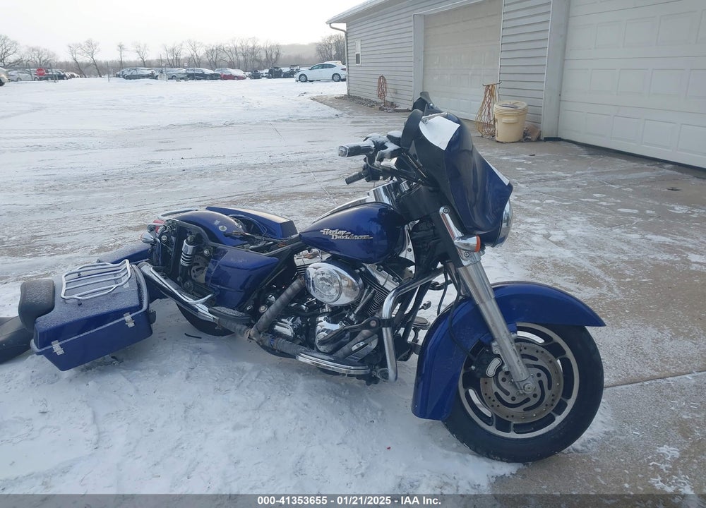 2006 HARLEY-DAVIDSON FLHXI VIN: 1HD1KBW196Y667426