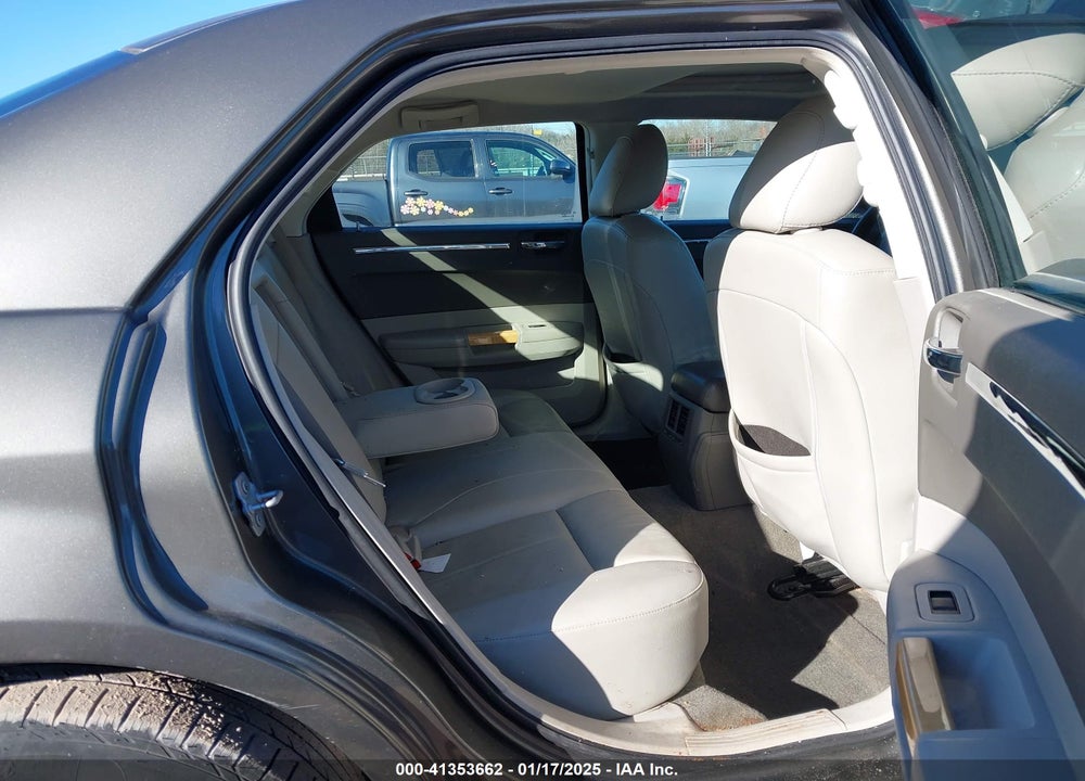 2008 CHRYSLER 300 LIMITED VIN: 2C3LA33G58H115466