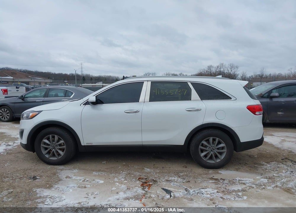 2016 KIA SORENTO 2.4L LX VIN: 5XYPGDA33GG003974