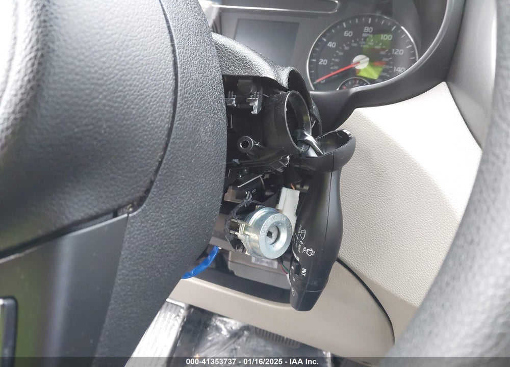 2016 KIA SORENTO 2.4L LX VIN: 5XYPGDA33GG003974