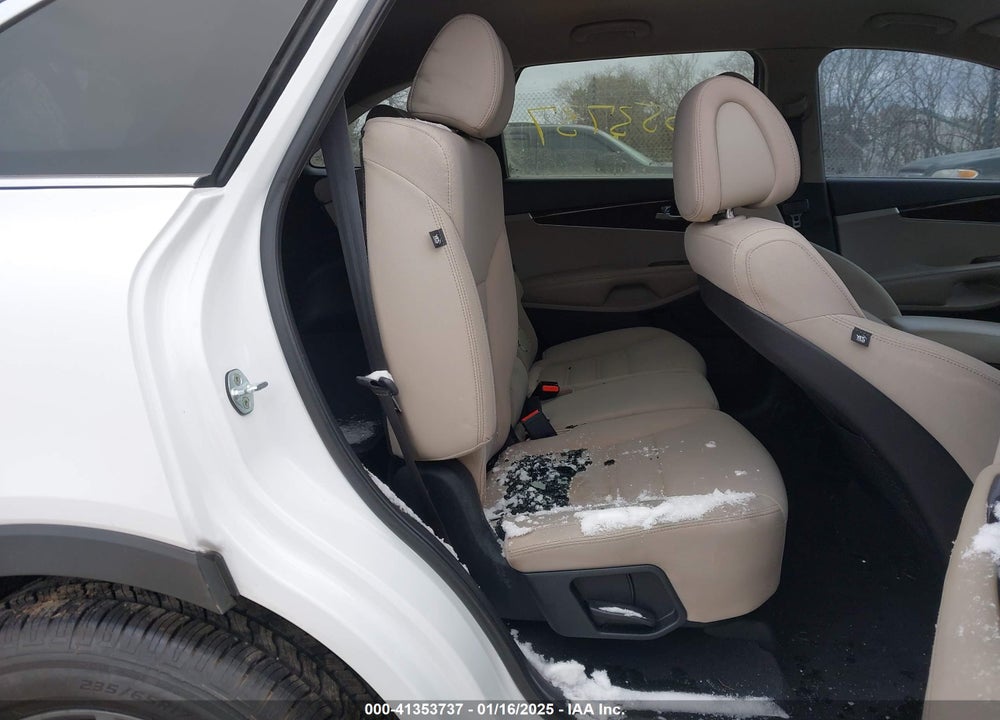 2016 KIA SORENTO 2.4L LX VIN: 5XYPGDA33GG003974