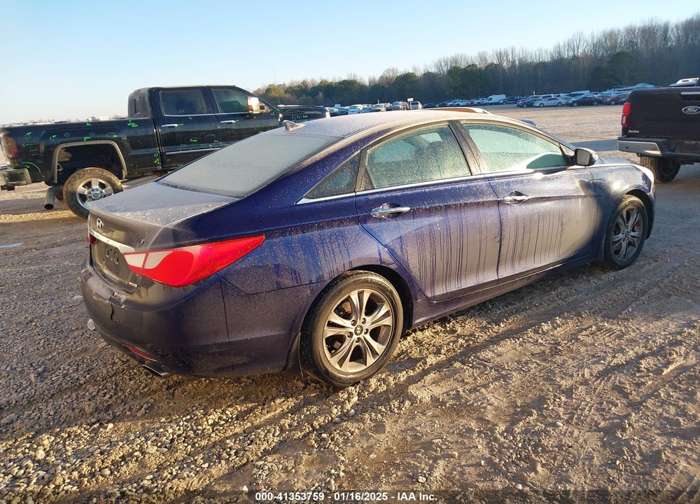2011 HYUNDAI SONATA VIN: 5NPEC4AB7BH304226