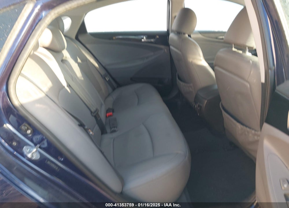 2011 HYUNDAI SONATA VIN: 5NPEC4AB7BH304226