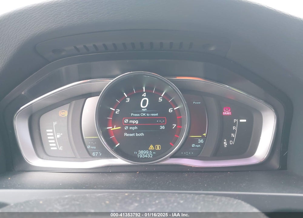 2015 VOLVO S60 VIN: YV140MFB1F2307394