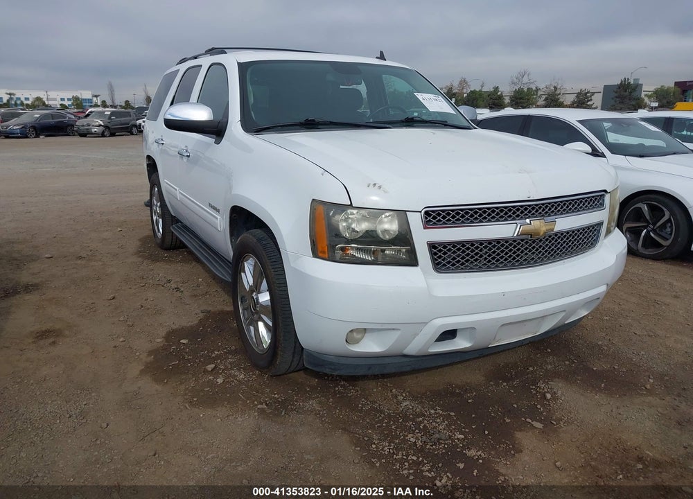 2011 CHEVROLET TAHOE LS VIN: 1GNSCAE08BR380886
