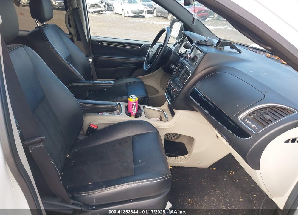 2019 DODGE GRAND CARAVAN SXT VIN: 2C4RDGCGXKR656289
