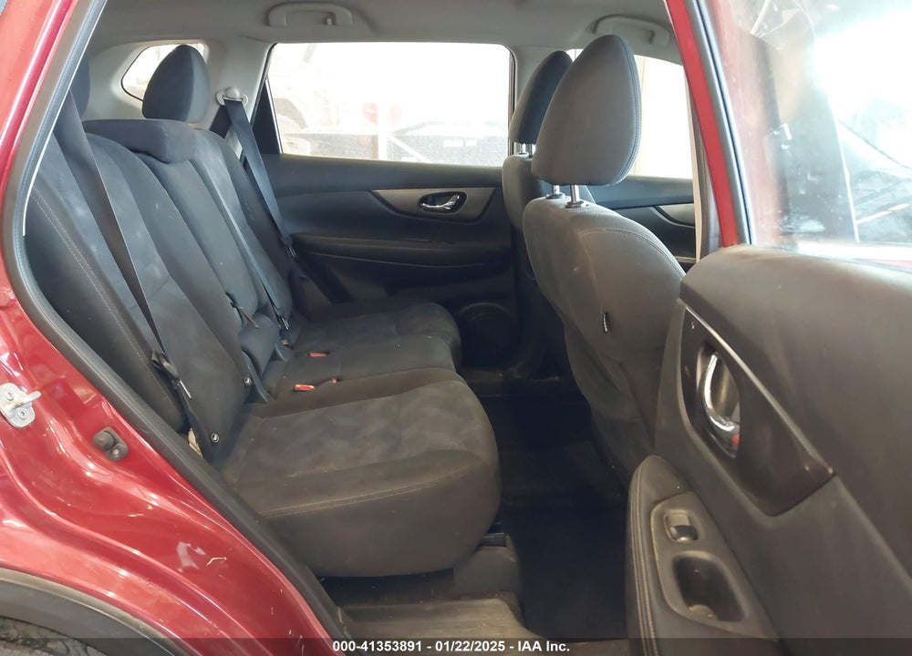 2016 NISSAN ROGUE S VIN: KNMAT2MV7GP638292