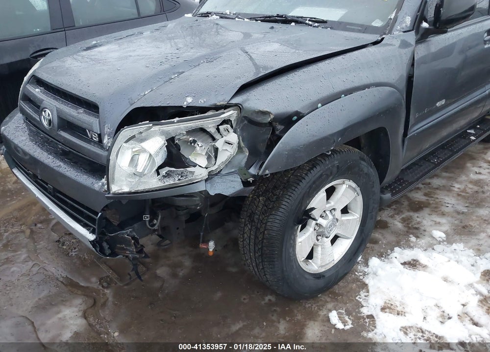 2004 TOYOTA 4RUNNER SR5 V8 VIN: JTEBT14R840028399