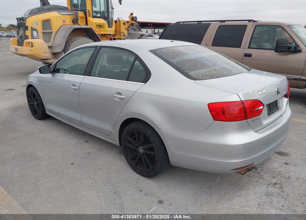 2013 VOLKSWAGEN JETTA VIN: 3VWDP7AJ5DM353461