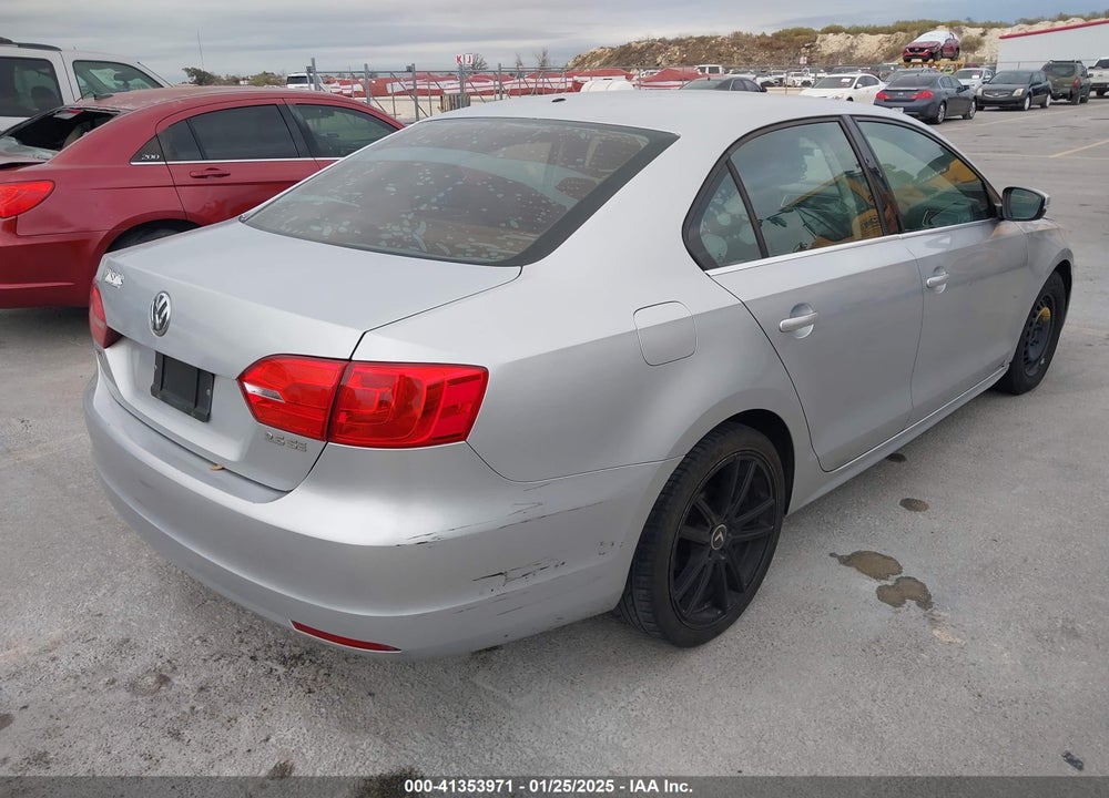 2013 VOLKSWAGEN JETTA VIN: 3VWDP7AJ5DM353461
