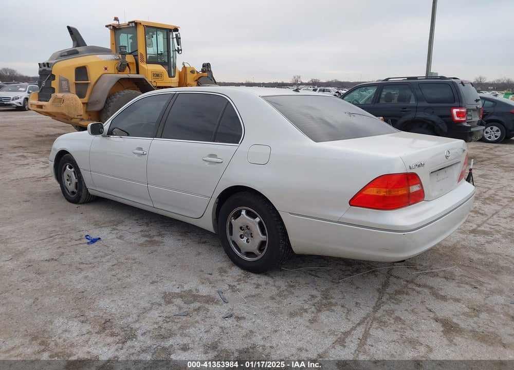 2002 LEXUS LS 430 VIN: JTHBN30F820086188