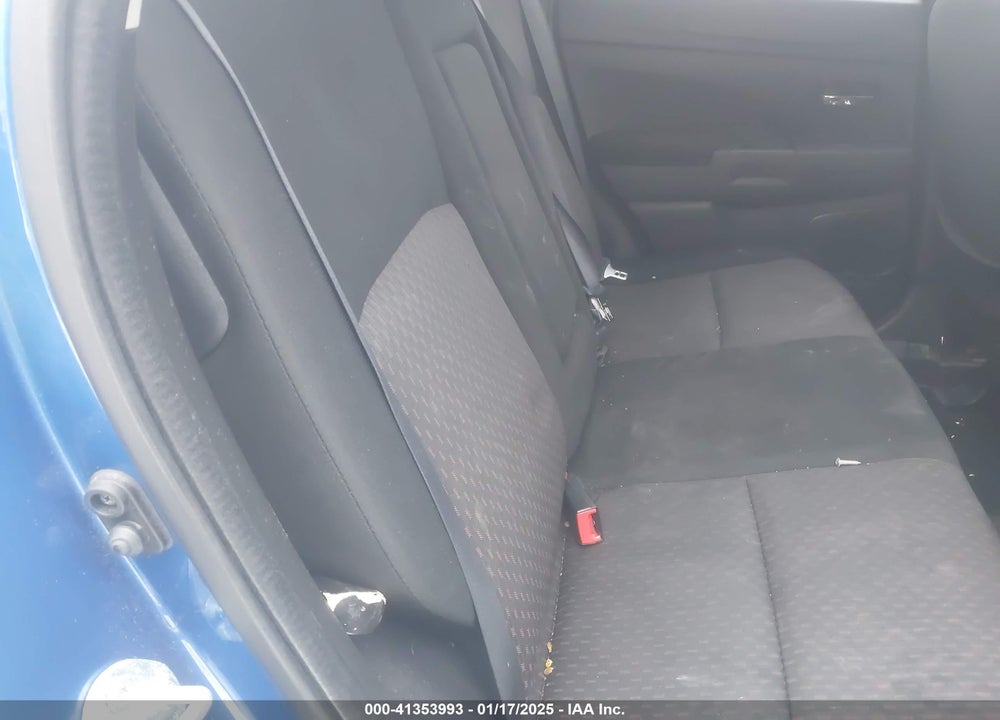 2017 MITSUBISHI OUTLANDER SPORT 2.0 ES VIN: JA4AR3AU4HZ040385