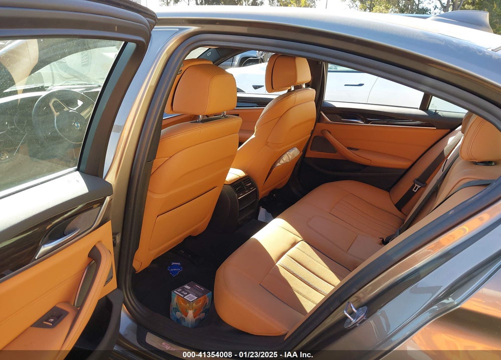 2019 BMW 540I VIN: WBAJE5C5XKG919389