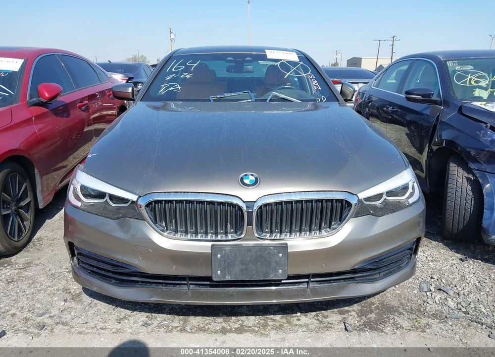 2019 BMW 540I VIN: WBAJE5C5XKG919389
