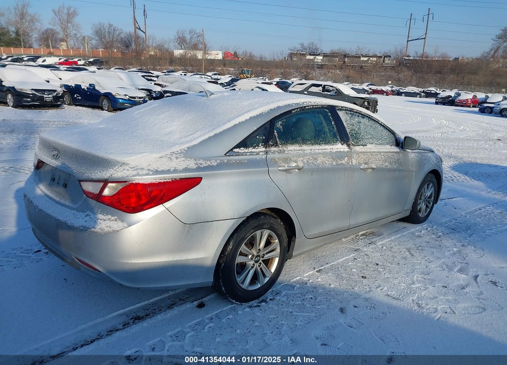 2011 HYUNDAI SONATA GLS VIN: 5NPEB4AC7BH167560