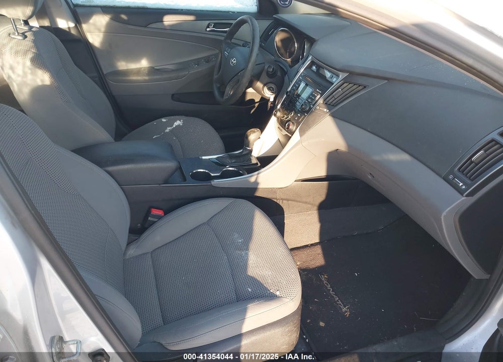 2011 HYUNDAI SONATA GLS VIN: 5NPEB4AC7BH167560