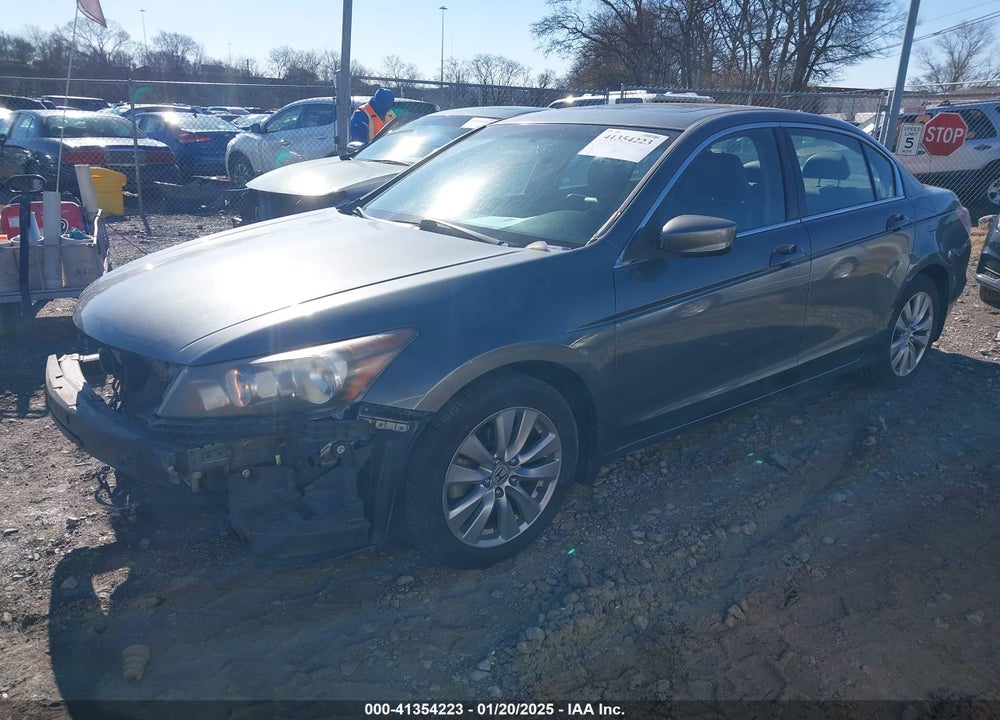 2011 HONDA ACCORD VIN: 1HGCP2F89BA102994