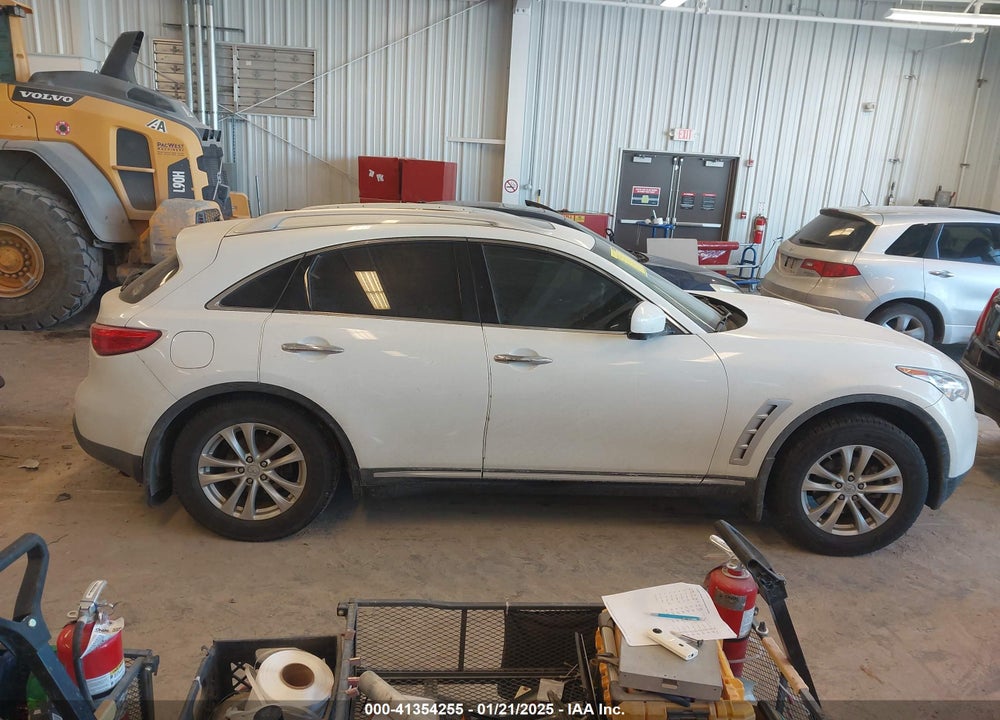 2011 INFINITI FX35 VIN: JN8AS1MW1BM140710