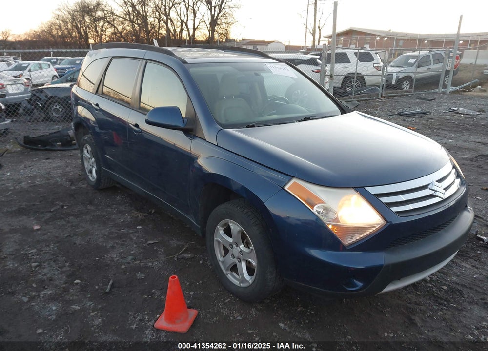 2008 SUZUKI XL7 LUXURY VIN: 2S3DB417186118500