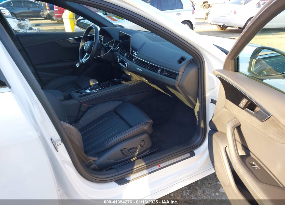 2021 AUDI A4 VIN: WAUEAAF4XMA038044