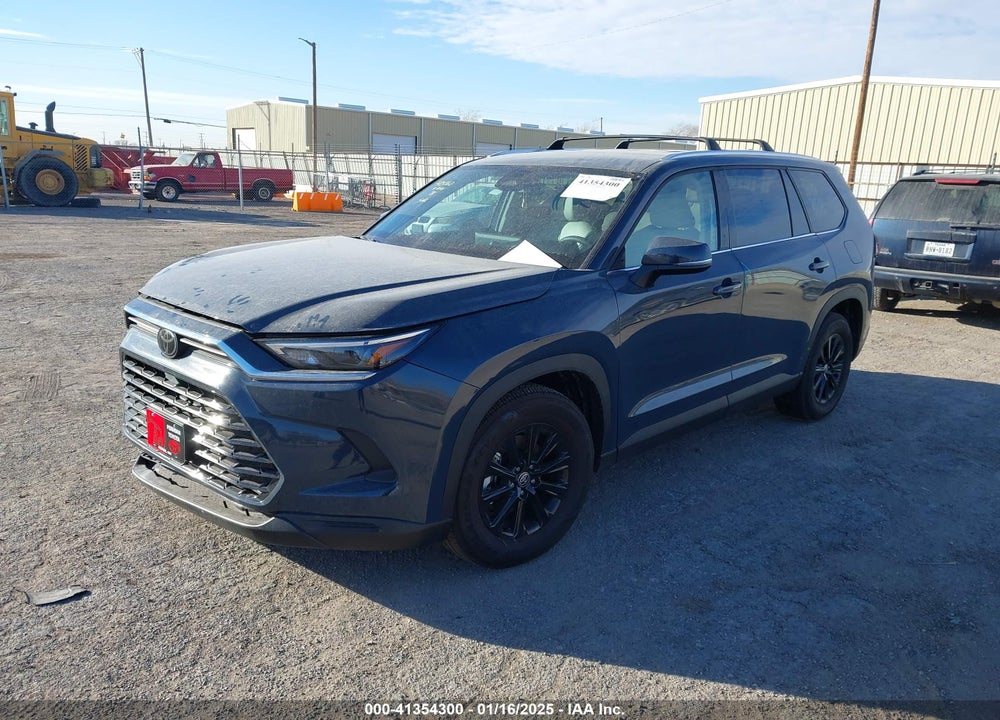 2024 TOYOTA GRAND HIGHLANDER XLE VIN: 5TDAAAB55RS049107
