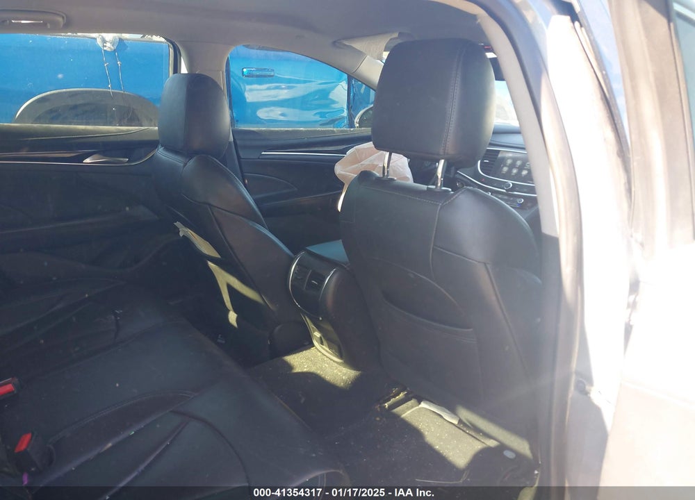 2018 BUICK LACROSSE VIN: 1G4ZR5SS1JU144025