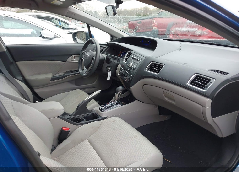 2014 HONDA CIVIC LX VIN: 19XFB2F5XEE083485
