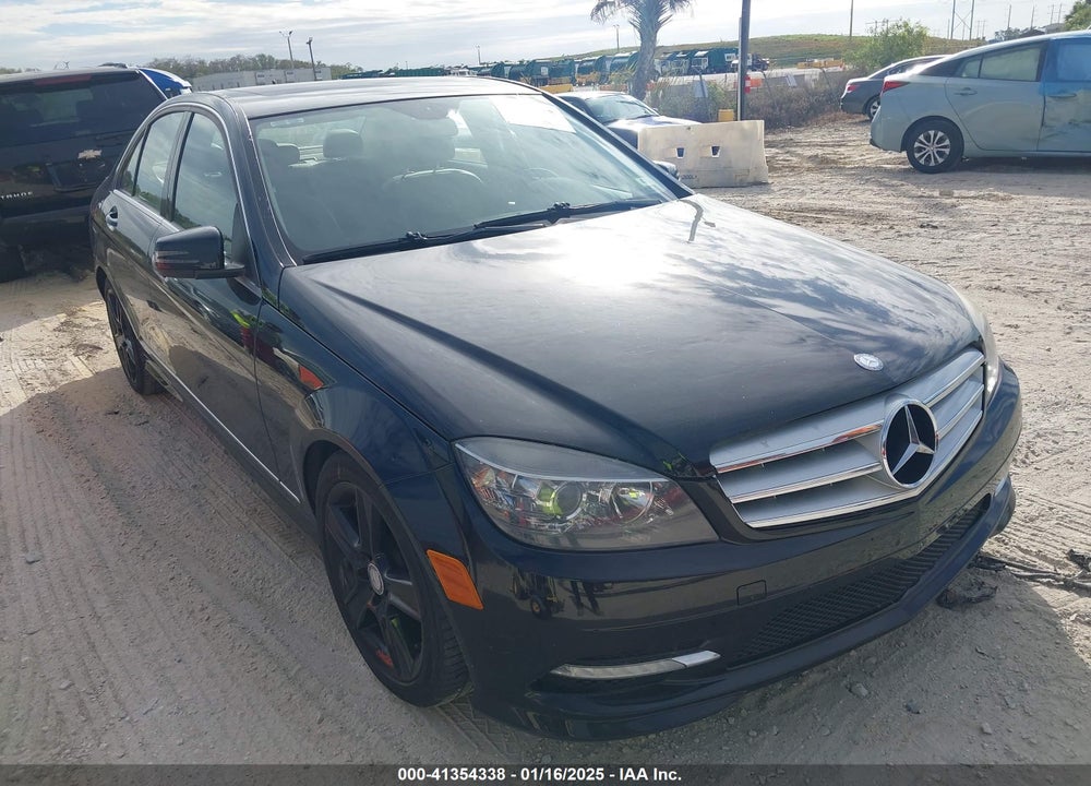 2011 MERCEDES-BENZ C 300 LUXURY 4MATIC/SPORT 4MATIC VIN: WDDGF8BB3BR135018