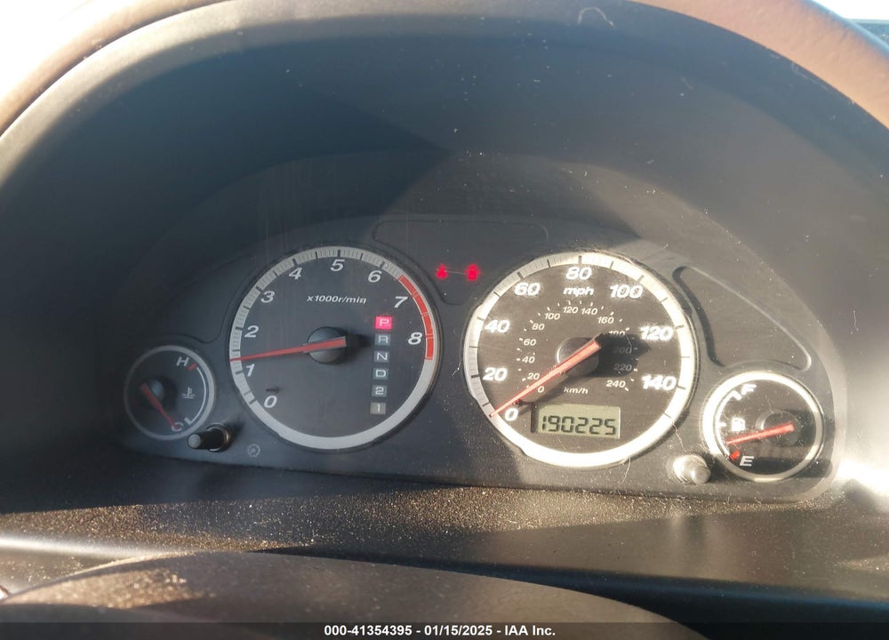 2002 HONDA CR-V LX VIN: JHLRD68462C018321