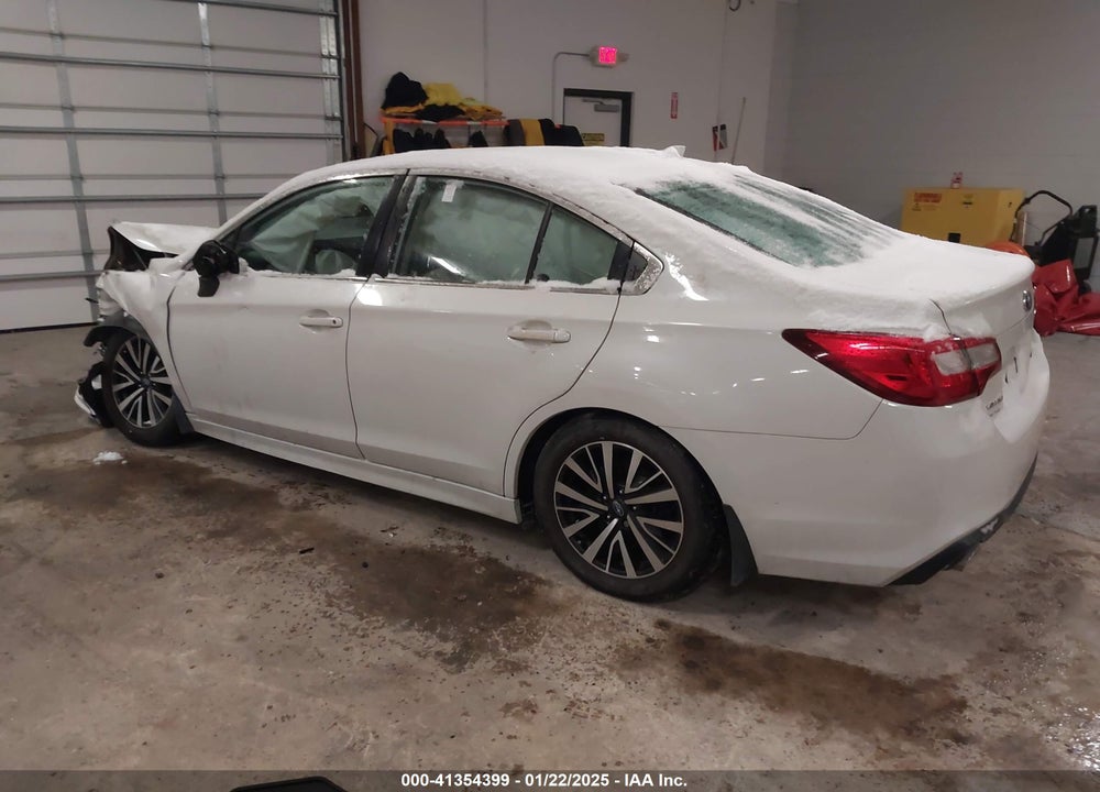2019 SUBARU LEGACY 2.5I PREMIUM VIN: 4S3BNAF64K3021639
