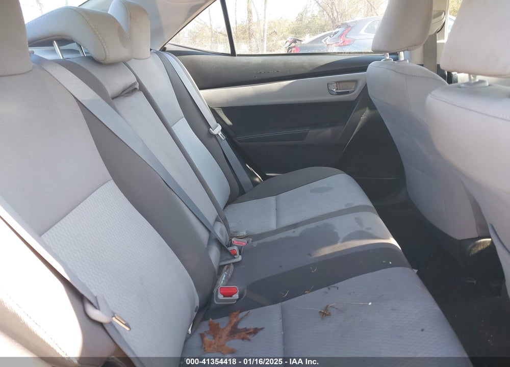 2018 TOYOTA COROLLA VIN: 2T1BURHE5JC027414