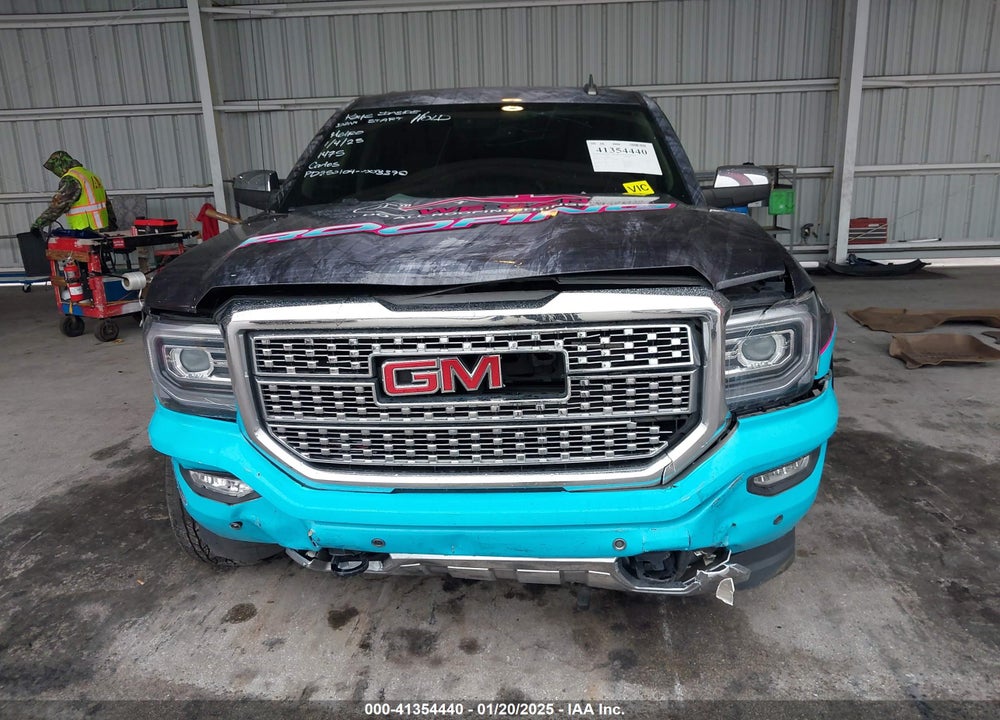 2018 GMC SIERRA 1500 DENALI VIN: 3GTP1PEJ1JG551475