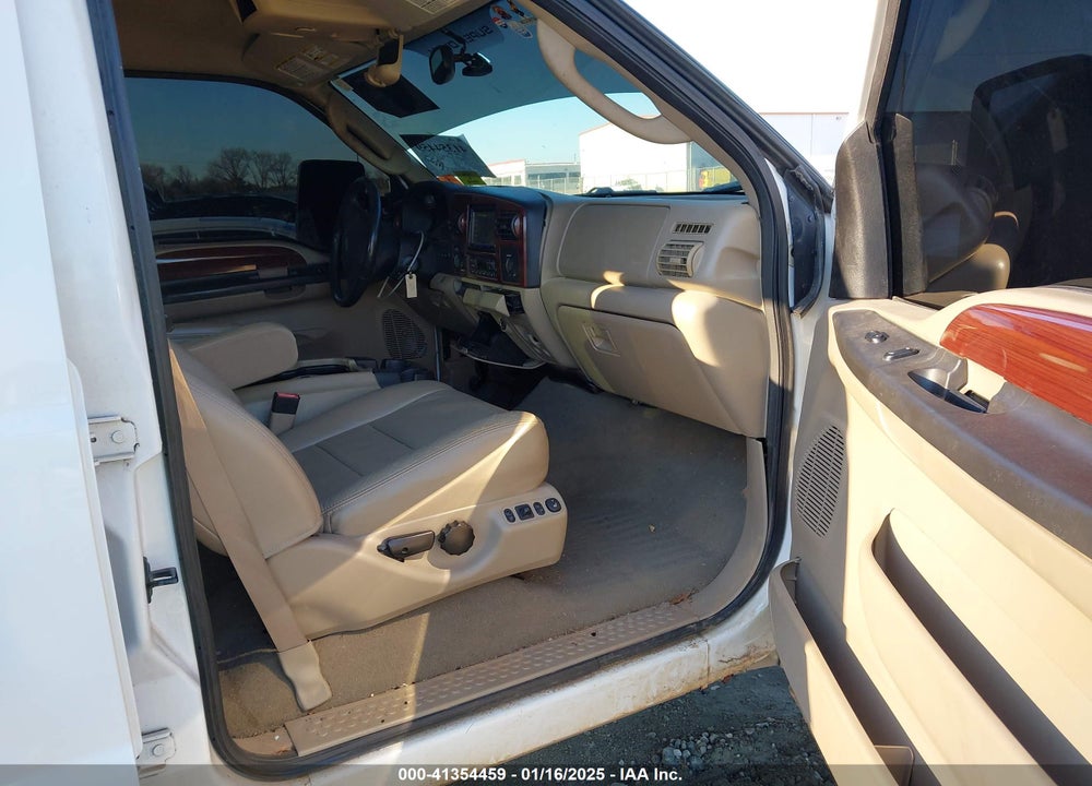 2005 FORD F-250 LARIAT/XL/XLT VIN: 1FTSW21P45EC86086