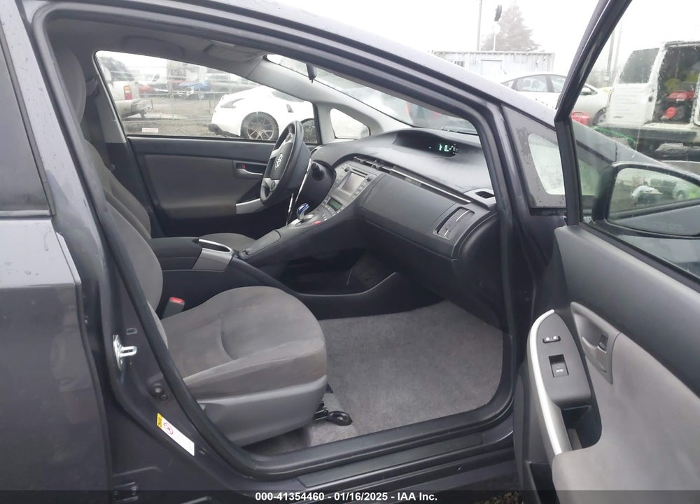 2015 TOYOTA PRIUS VIN: JTDKN3DU0F1955991