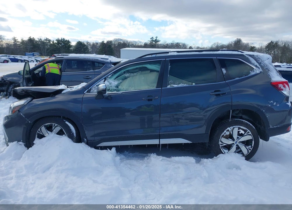 2020 SUBARU FORESTER TOURING VIN: JF2SKAXC7LH597177