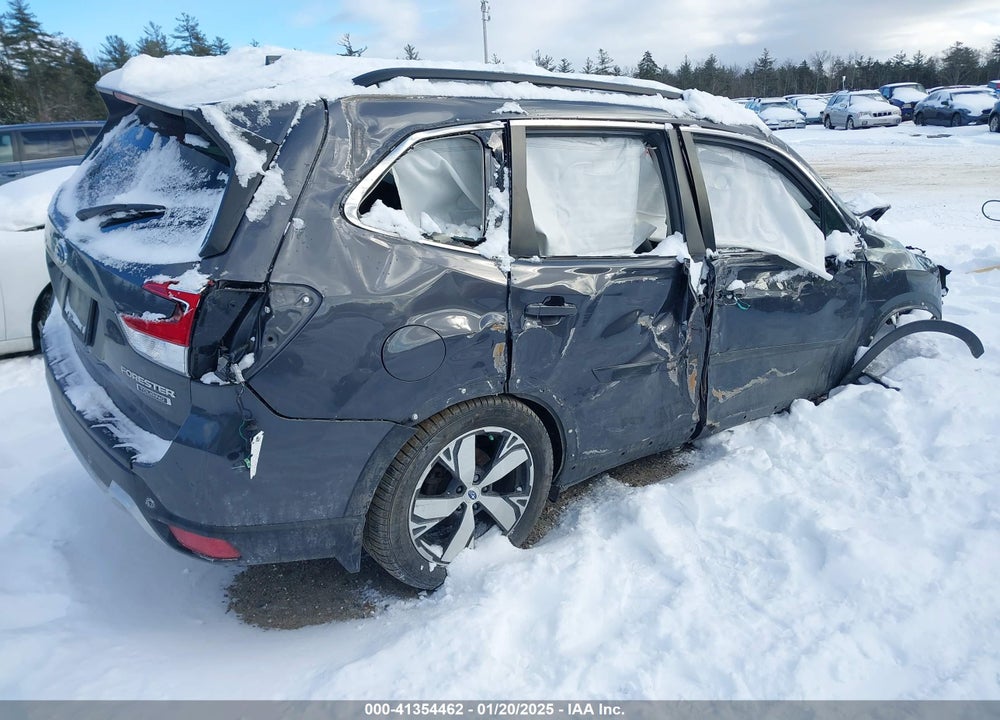 2020 SUBARU FORESTER TOURING VIN: JF2SKAXC7LH597177
