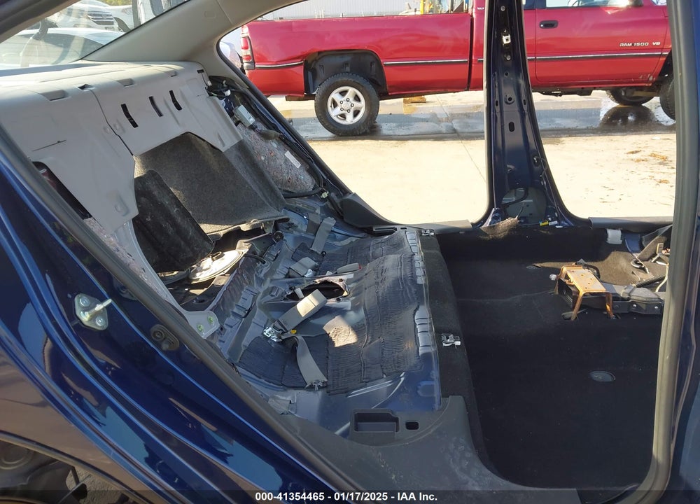 2017 HONDA ACCORD VIN: 1HGCR3F03HA016616