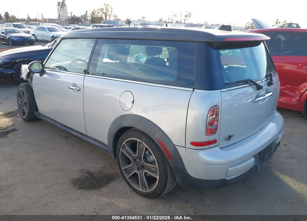 2014 MINI CLUBMAN VIN: WMWZF3C50ET492420