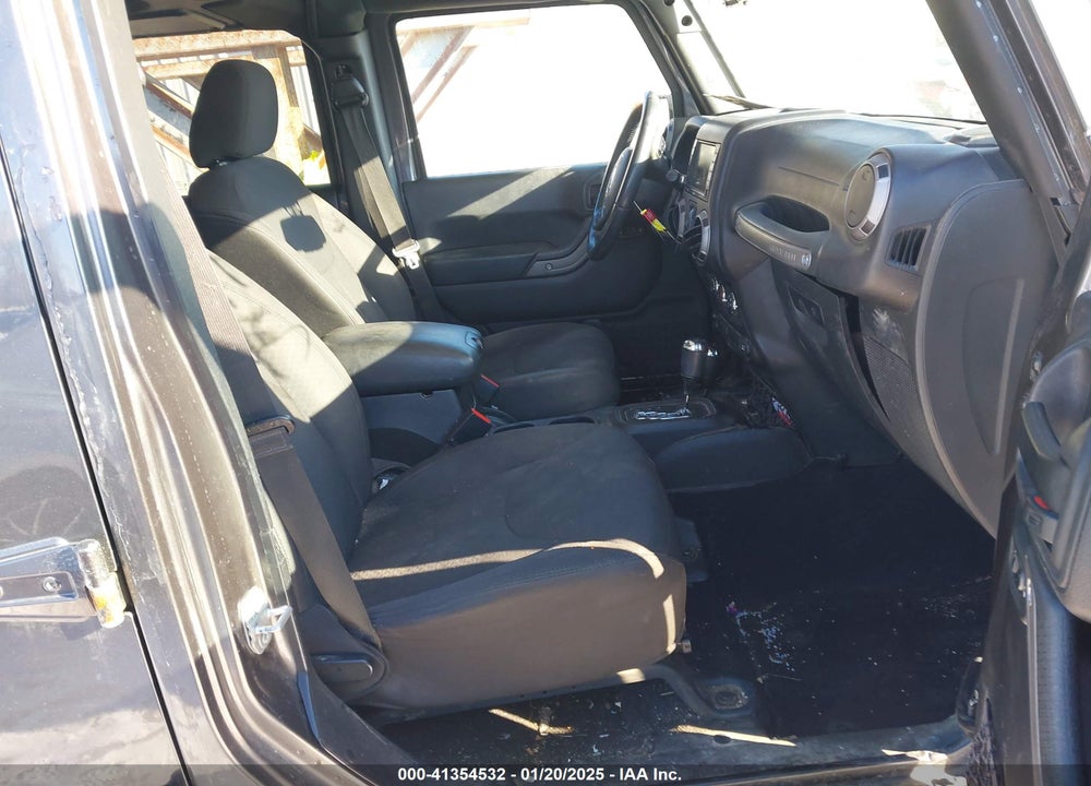 2016 JEEP WRANGLER UNLIMITED VIN: 1C4BJWDG8GL198559