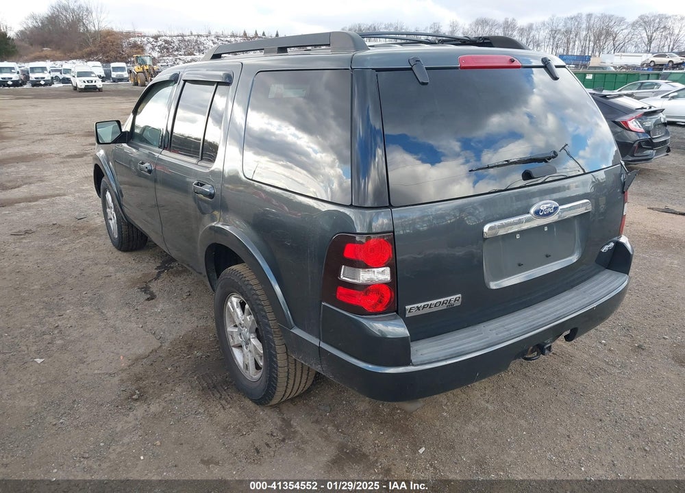 2010 FORD EXPLORER XLT VIN: 1FMEU7DE2AUA71280