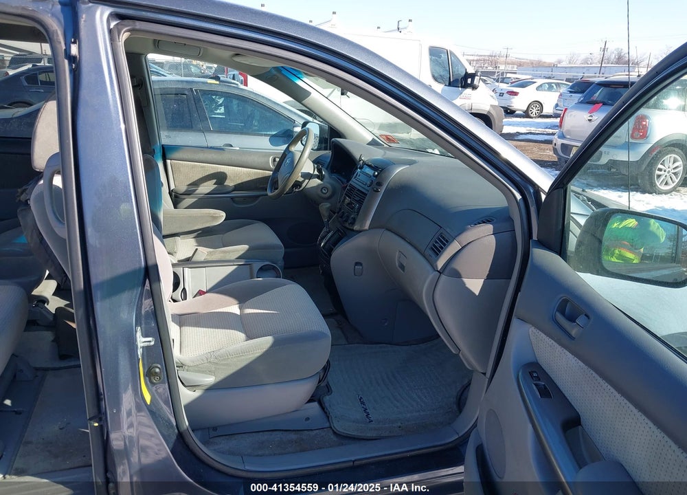 2009 TOYOTA SIENNA LE VIN: 5TDZK23C89S261471